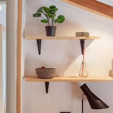 Buhardilla De Diseno En Pleno Centro De *