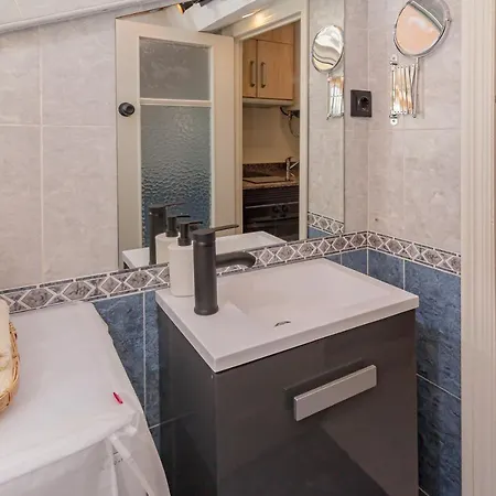 Buhardilla De Diseno En Pleno Centro De Santander